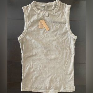 Skims outdoor tank top tan size small new w tags